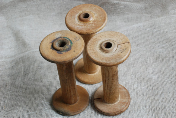 木製　糸巻き　骨董品　貴重なお品 木製糸巻き骨董品貴重なお品