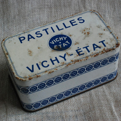 アンティーク缶  ブリキ缶  Vichy缶. 2枚目の画像