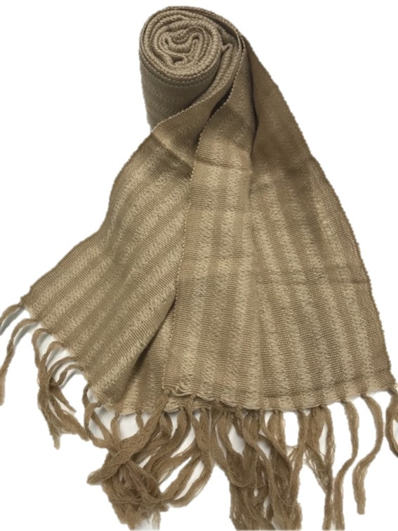 ベビーアルパカ100%　マフラー　ベージュ２