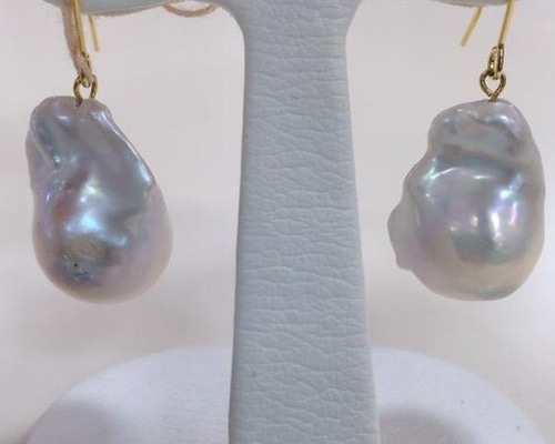 バロックパールピアス Celine / セリーヌ ピアス（フック