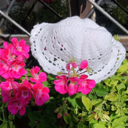 手織り純毛〜英国スタイルの花の帽子〜*大間ヨーロッパミリアンペア手作りのカスタムウール*オーストリア製 2枚目の画像