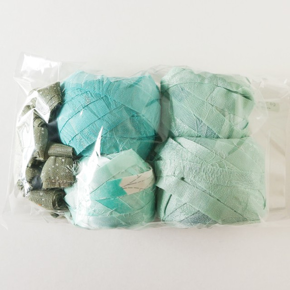 キモノヤーン　絹　200g　ターコイズ・グリーンMIX03 1枚目の画像