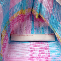 【裂き織】三角ポーチ　ピンク×水色　淡色チェック　手織り 4枚目の画像