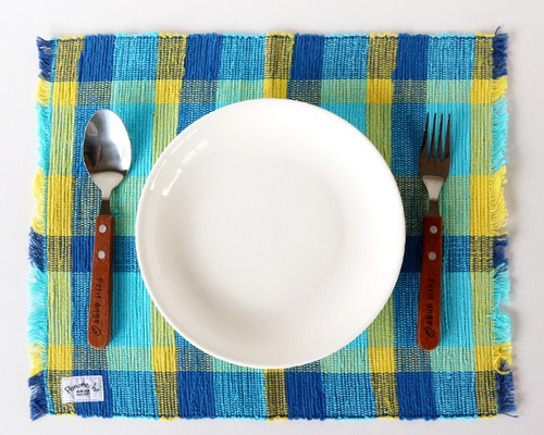 ほっこり　裂織り　ランチョンマットとコースター 裂き織りでオリジナルのランチョンマットとコースターを作ろう - YouTube