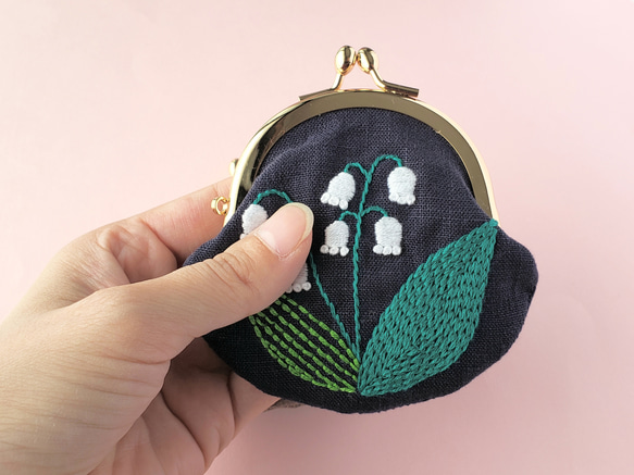 福袋! すずらんのがま口とポピーのブローチ 刺繍 3枚目の画像