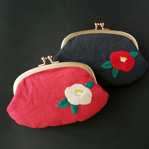 冬の花 椿の刺繍がま口財布 刺繍ポーチ リネン がま口 EFFüE エッフェ