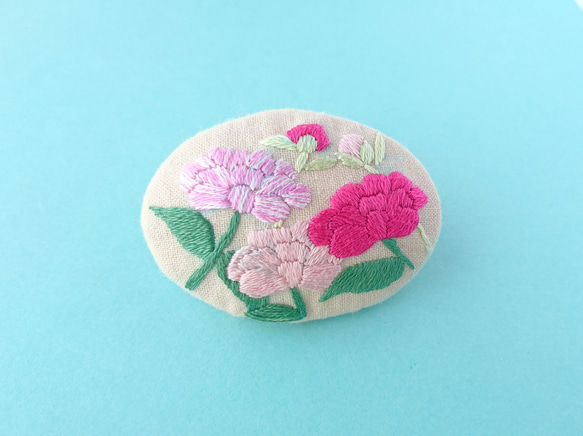 〚ニル〛刺繍ブローチ　３点 刺繍ブローチ「薫」 | <FONT size=2 color=