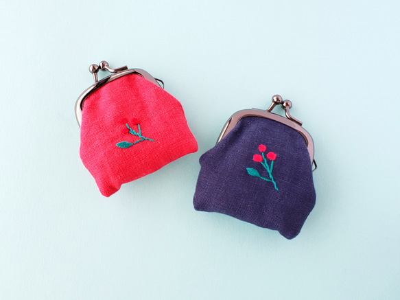 スワンの刺繍がま口 ミニがま口 リネン レッド 2枚目の画像