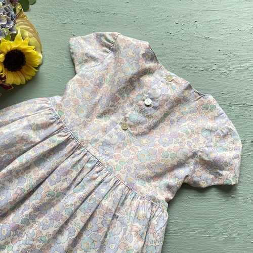 特別SALE！！リバティ❤︎スモッキング刺繍プリンセスワンピース
