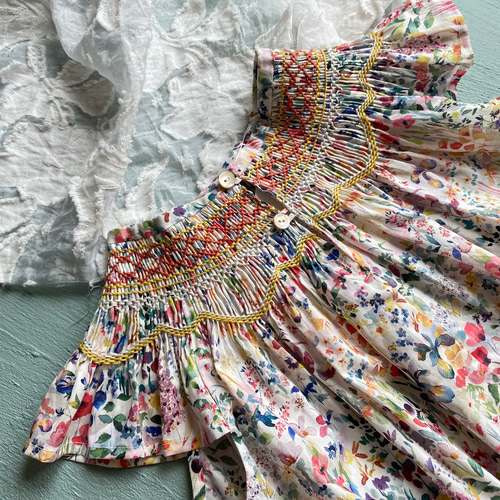 リバティ❤︎スモッキング刺繍ビショップワンピース 子供服 pratolina  