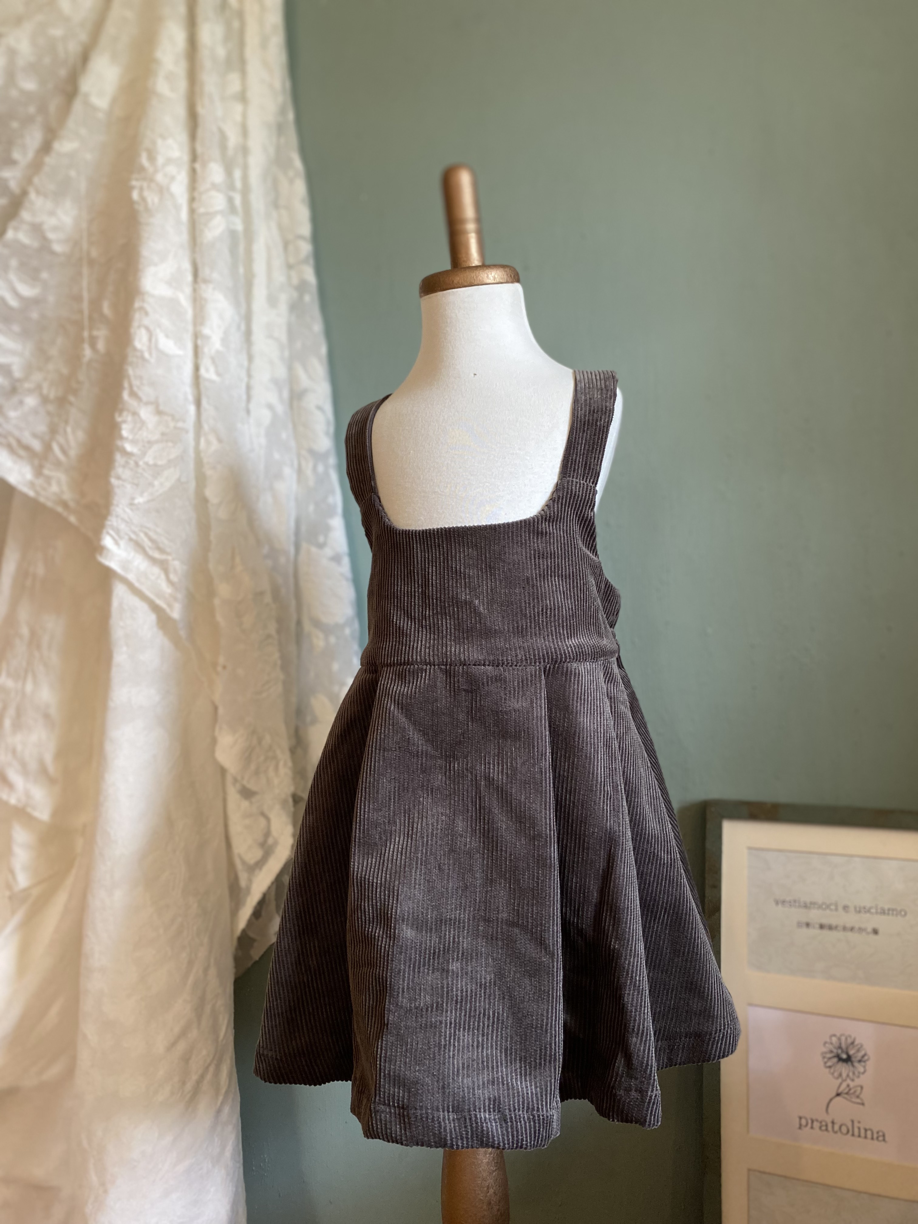 フレンチコーデュロイ  ボックスプリーツエプロンワンピース❤︎