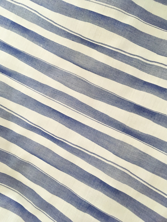 【よろけ織  青×白ボーダー】播州織　シャツ　ブラウス　生地 2枚目の画像