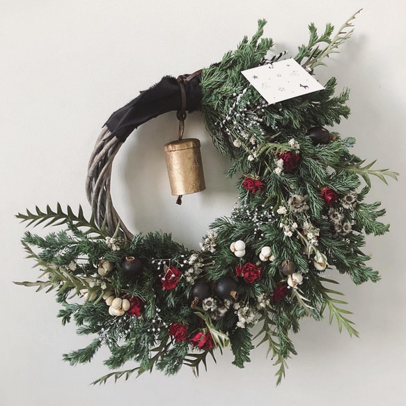 christmas wreath " rose half " フレッシュリース クリスマスリース グリーン コニファー 1枚目の画像