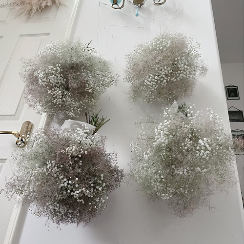 かすみ草フライングブーケ