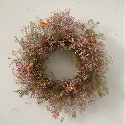 flower wreath   かすみ草  オレンジ グリーン ナチュラル ドライフラワー リース フラワー 1枚目の画像