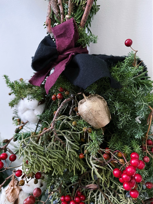 winter swag " grelot " スワッグ  ブーケ グリーン コニファー もみの木 クリスマス 3枚目の画像