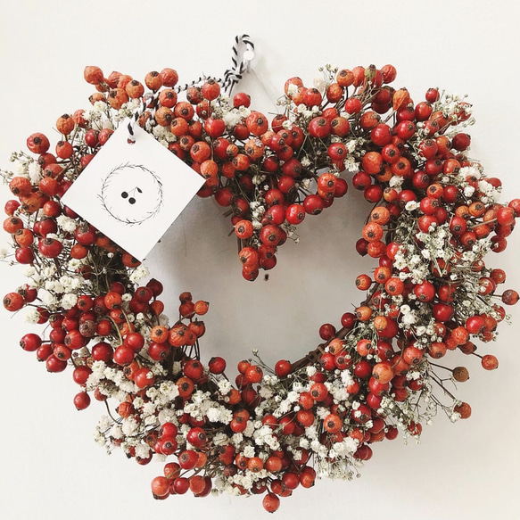 rose hip wreath : heart ノイバラの実 ハート型　リース 1枚目の画像