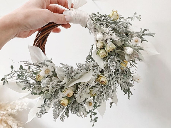 flowerwreath ⚘ silver leaf wreath  ハーフリース フラワーリース 1枚目の画像
