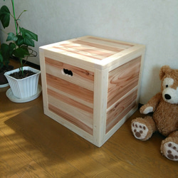 木製キューブBOX【37×37×37cm】フリー収納ボックス、スツール使用可能【サイズオーダー可】 1枚目の画像