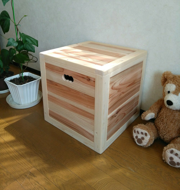 木製キューブBOX【37×37×37cm】フリー収納ボックス、スツール使用可能【サイズオーダー可】 1枚目の画像