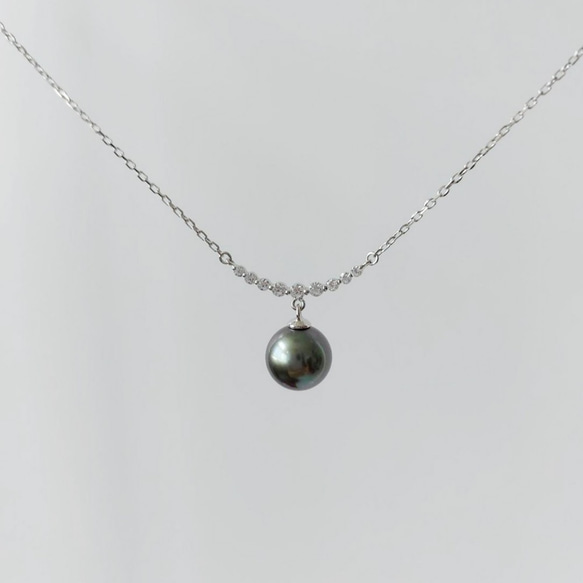 天然色大溪地黑珍珠925純銀項鏈 - 9mm天然茄子紫海水珍珠 - 簡約微笑鑲白鋯石項鏈（只此一件 + 全球免郵費） 第4張的照片