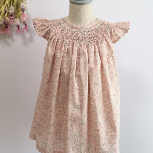 【試着のみ】リバティ　ローズザンジー　カシュクールワンピース　スモッキング刺繍 リバティプリントスモッキング刺繍ワンピース サイズ80 ベビー服 刺繍