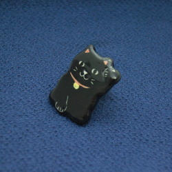 ＜陶器/和＞黒まねき猫帯留め 5枚目の画像
