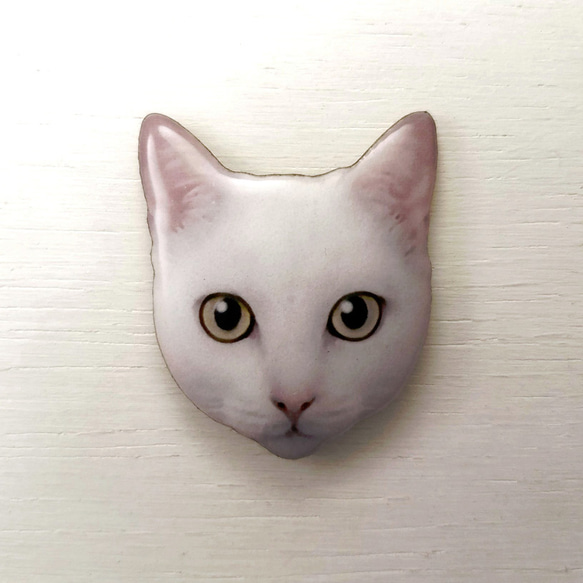 白猫 ピンバッジ【Mサイズ】 2枚目の画像
