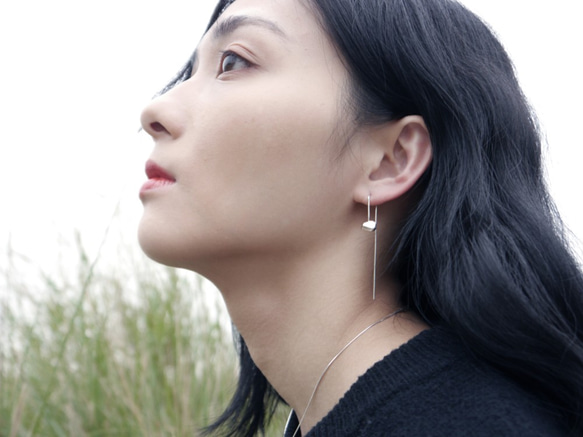 スターフォール。ロングホーンピアス（ブライトシルバー） METEORITE TW004 EARRING 4枚目の画像