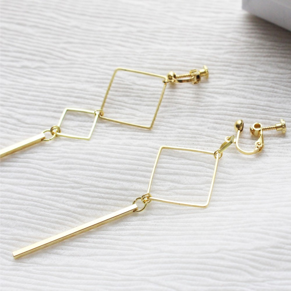 幾何。簡約方框黃銅長耳環 耳針純銀 GEOMETRIC SQUARE DANGLE EARRING 第6張的照片