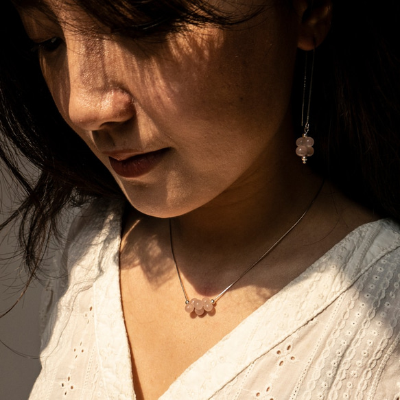 春意。粉晶垂墜耳環 ROSE QUARTZ CRYSTAL DANGLE EARRING 第7張的照片