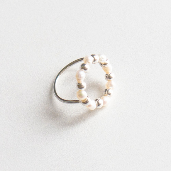 春意。珍珠圈戒指 PEARL CIRCLE RING 第3張的照片