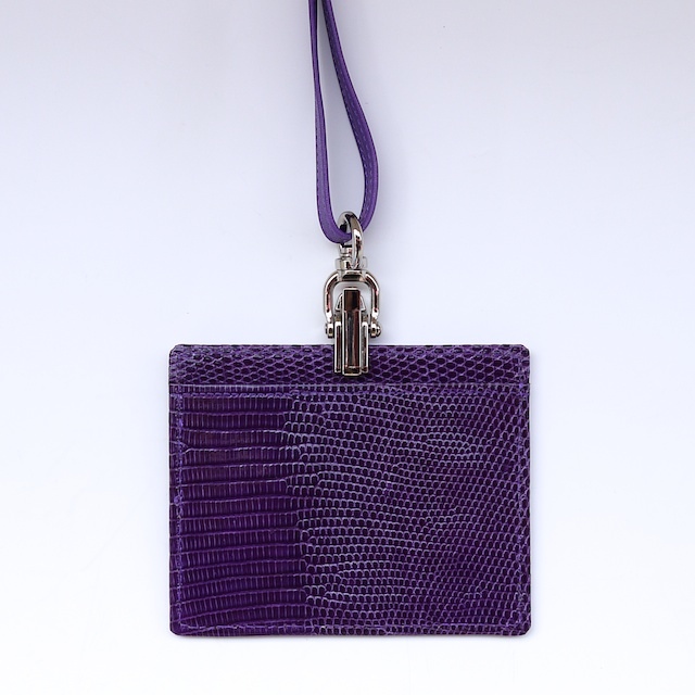 【受注製作】リザードスキン製IDカードホルダー・牛革製ネックストラップ付（パープル）