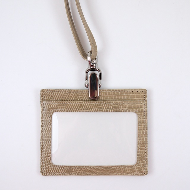 【受注製作】リザードスキン製IDカードホルダー・牛革製ネックストラップ付（ベージュ）