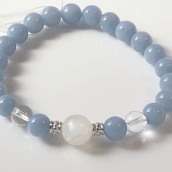 【再販】月の光の石「ムーンストーン」＆天使の石「エンジェライト」の天然石ブレスレット 2枚目の画像