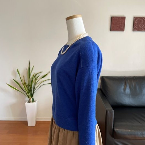 完成品】5号ドロップショルダーショート丈ニット(ロイヤルブルー