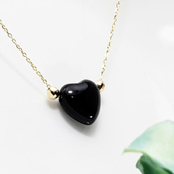 K18刻印 ネックレス 黒 K18（刻印入）漆黒の天然石オニキスハートネックレス ネックレス