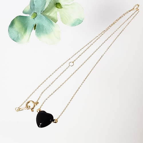 K18（刻印入）漆黒の天然石オニキスハートネックレス ネックレス