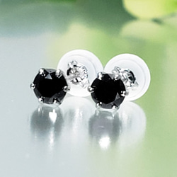 ブラックダイヤモンド（PT900）人気メンズピアス片耳 1枚目の画像