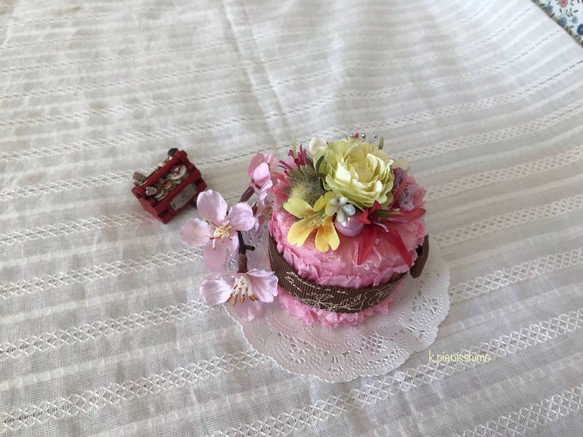 お花のケーキ３個セット　プリザーブドフラワー:アーティフィシャルフラワー 5枚目の画像