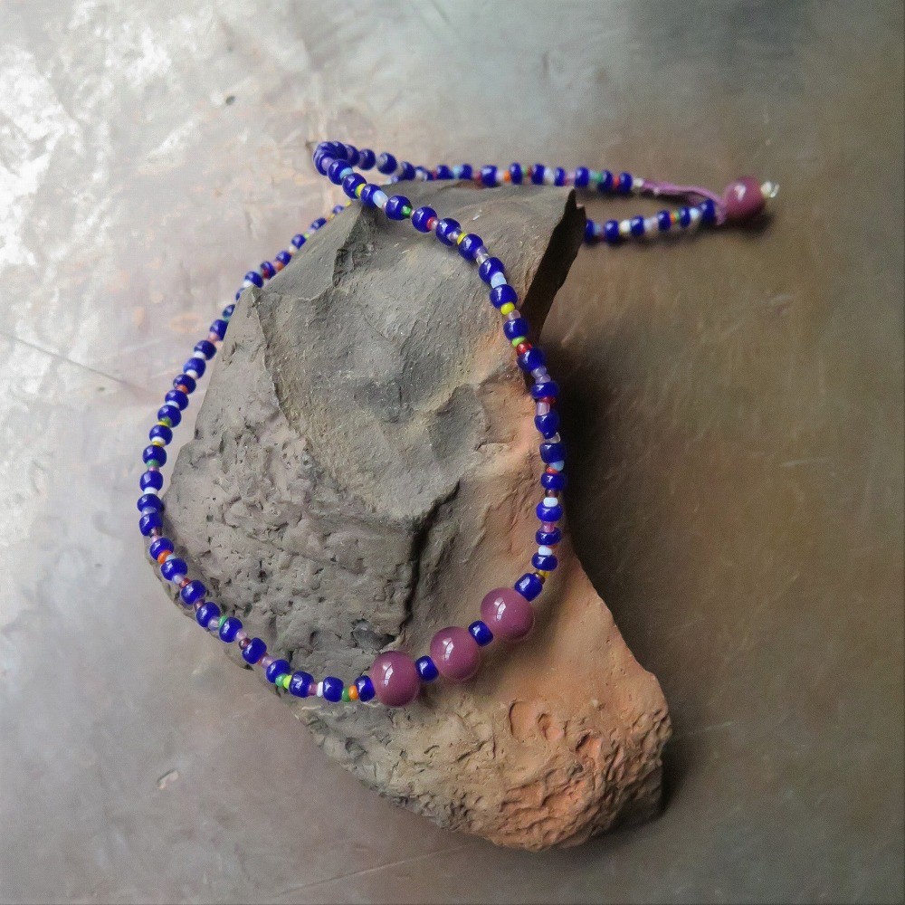 アンティーク　ヴェネチアン　＆　クリスマスビーズ　＋　Melting Point　紫　ネッ　百世 momotose（西）