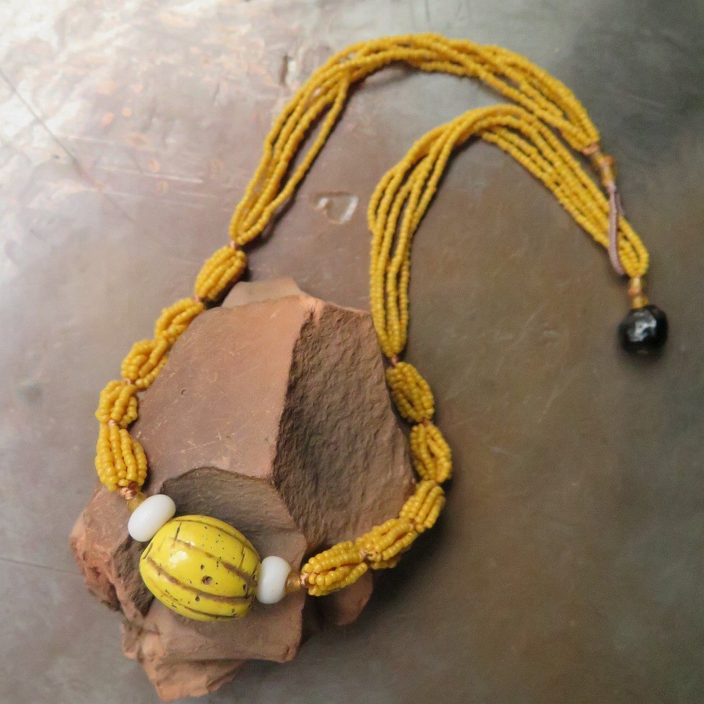 アンティーク　美味　蜜柑玉　黄　ネックレス 　百世 momotose（東）