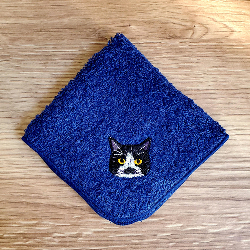 猫さん刺繍と泉州タオル_コバルトブルー ハンカチ・手ぬぐい Reona