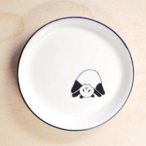 絵付けパンダ皿(お座り) 小皿 丸山陶房(桑原純) パンダの食器屋 絵付けパンダ皿(お座り) 小皿 丸山陶房(桑原純) パンダの食器屋