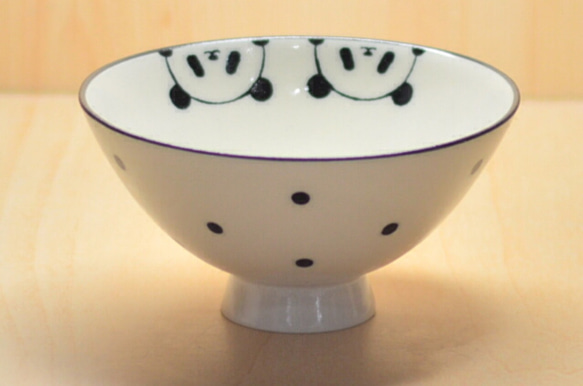 パンダ絵柄の陶器製茶碗 パンダ絵柄の陶器製茶碗