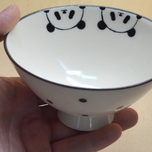 パンダ絵柄の陶器製茶碗 パンダ 茶碗 ご飯茶碗 かわいい 動物柄 日本製 磁器 食洗機 電子