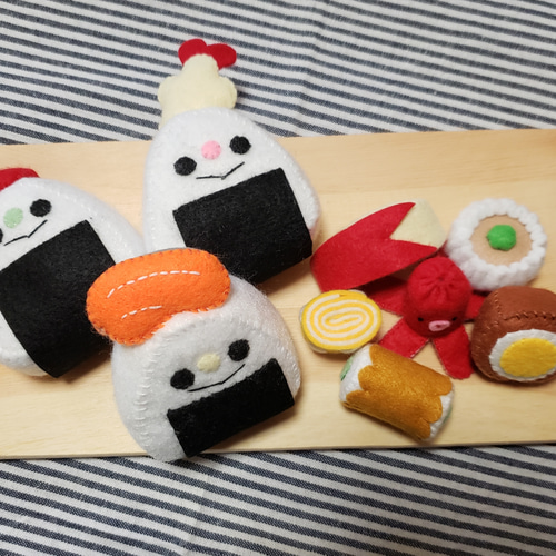 無料型紙 おにぎり フェルトままごと manimani mamagoto フェルト