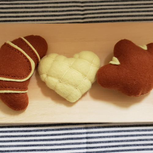 受注製作】フェルトのシンプルパン♡ フェルトままごと