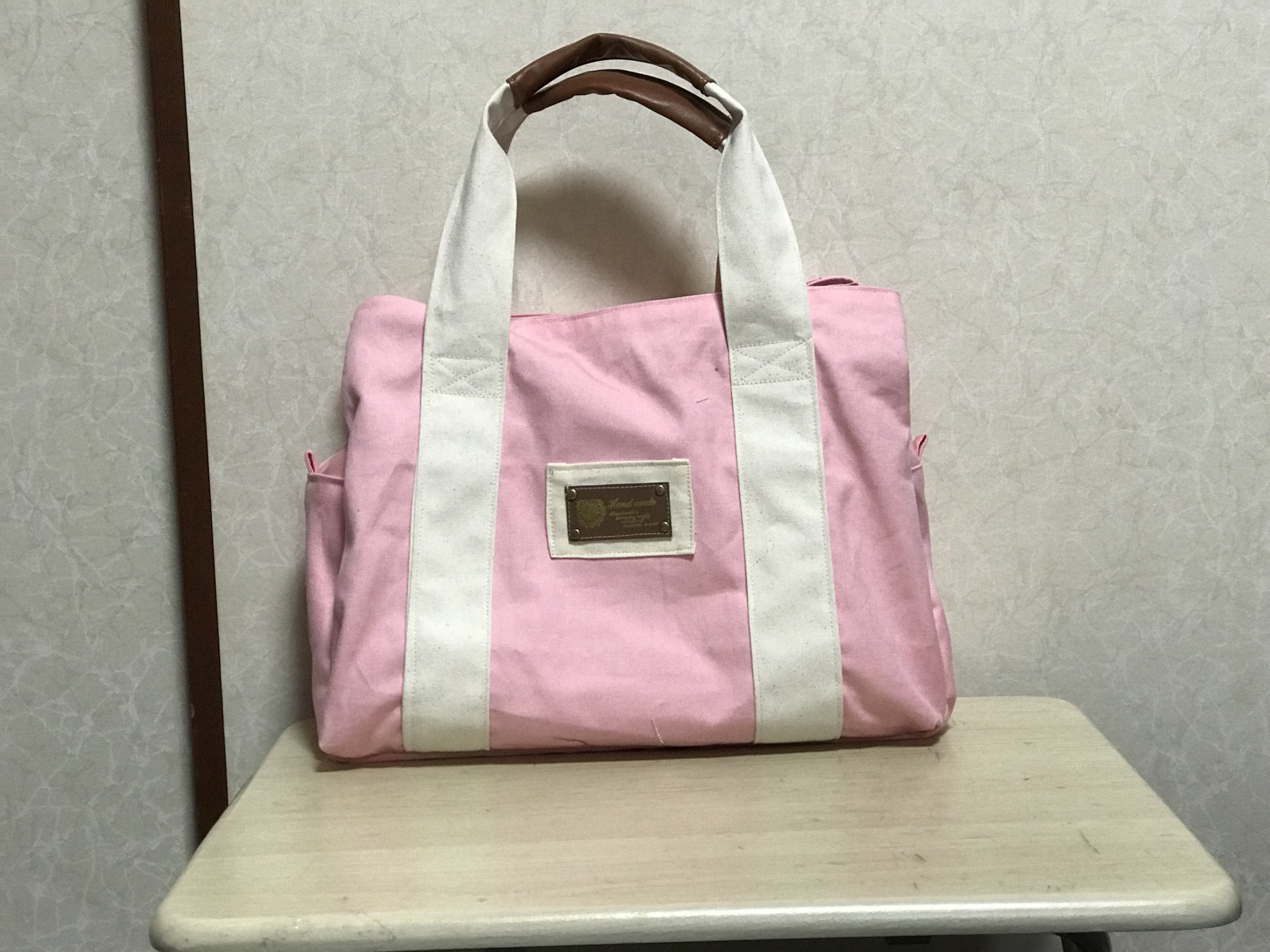 ピンクあおりトートバック