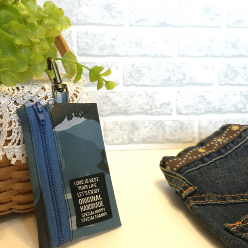 ブルー迷彩カードケース ハンドメイド 新品 ブルー迷彩カードケース ハンドメイド 新品